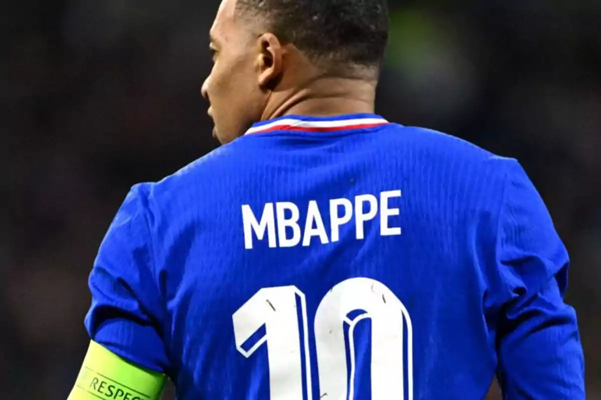 Para Mbappé no será una novedad lucir el 10 en la espalda Para Mbappé no será una novedad lucir el 10 en la espalda