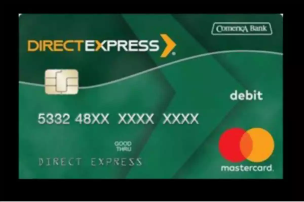 Tarjeta de débito Direct Express color verde con chip y logotipos de Mastercard y Comerica Bank Tarjeta de débito Direct Express color verde con chip y logotipos de Mastercard y Comerica Bank
