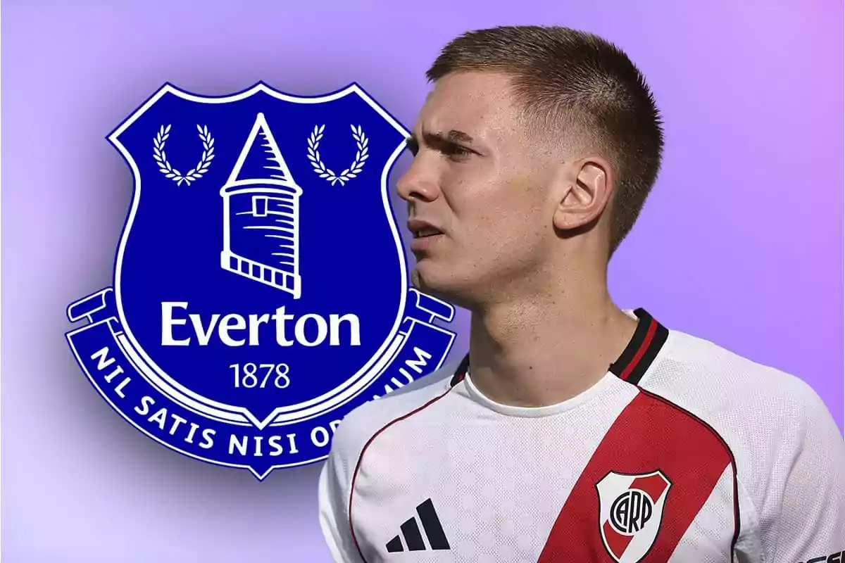 Un futbolista con la camiseta de River Plate aparece frente al escudo del club Everton sobre un fondo violeta.