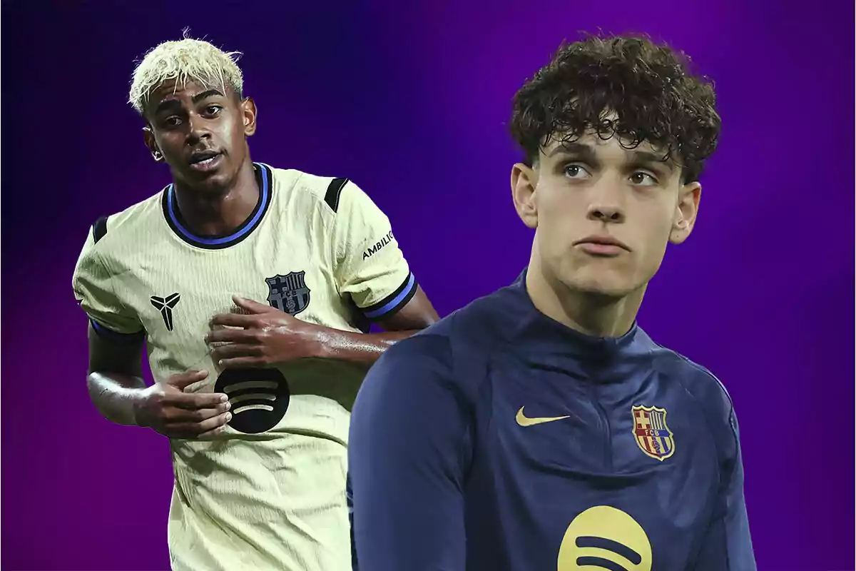 Dos jóvenes futbolistas del FC Barcelona con uniforme de entrenamiento posan sobre un fondo morado