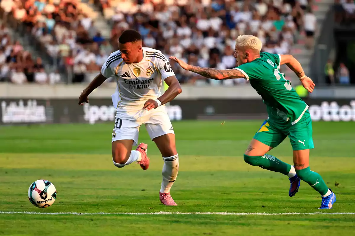 Mbappé fue protagonista ante el Tirol