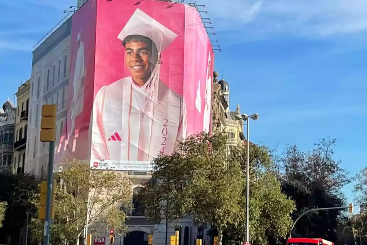 Lamine Yamal e ha convertio en el principal reclamo de Adidas en el mundo