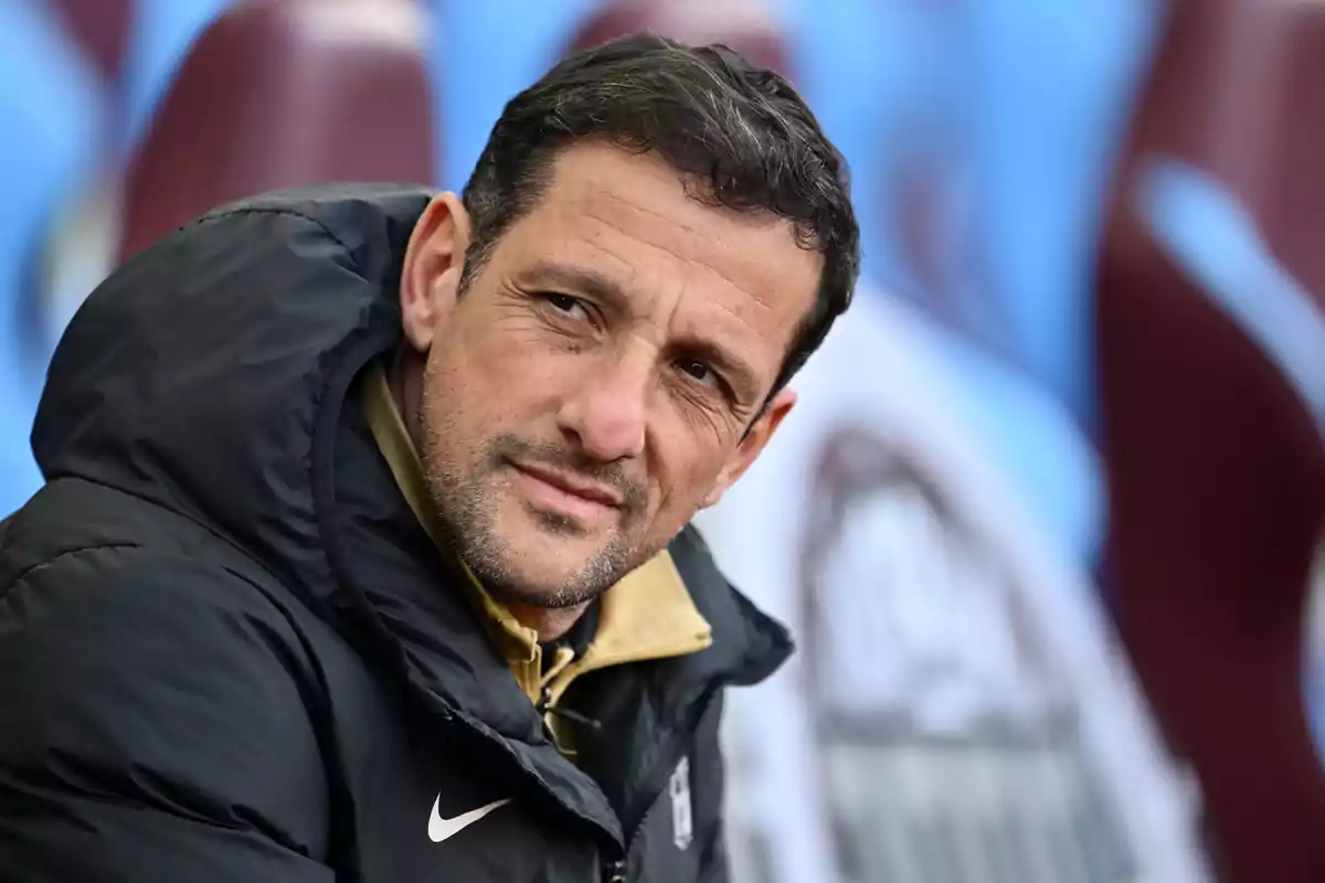 Juliano Belleti se ha ganado el respeto de todos en su regreso al Barça como técnico Juliano Belleti se ha ganado el respeto de todos en su regreso al Barça como técnico