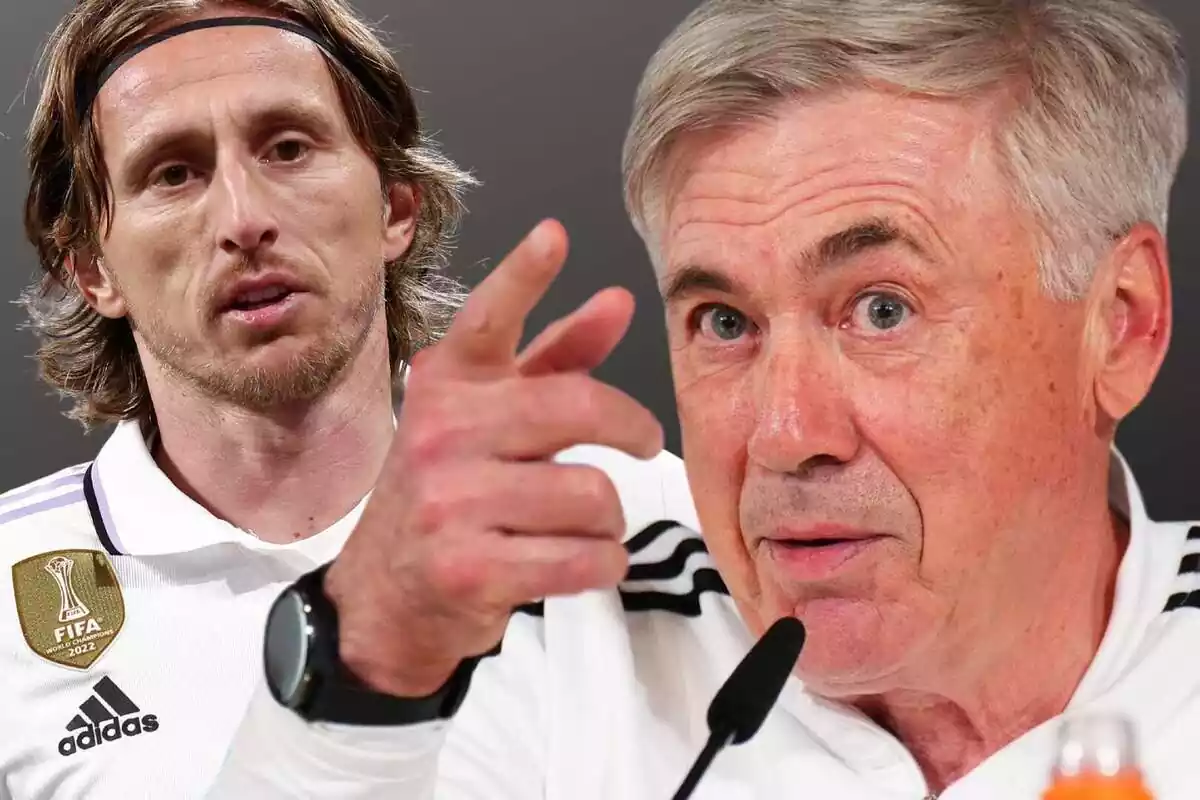 Carlo Ancelotti points his finger towards Luka Modric