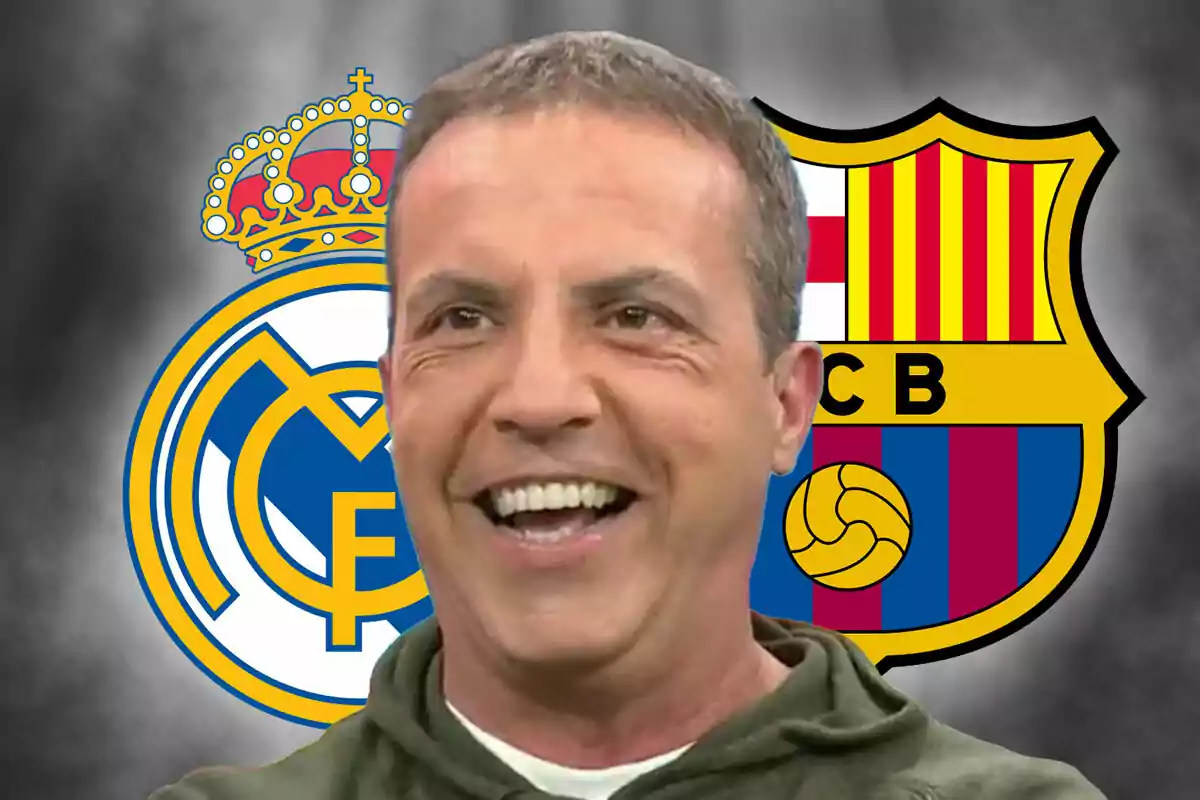 Cristóbal Soria sonriente con los escudos del Real Madrid y el FC Barcelona de fondo.