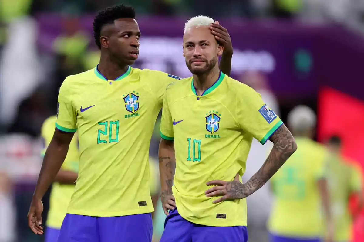 A Neymar no le hace ninguna gracia la explosión de Vinícius. Juega en su posición.