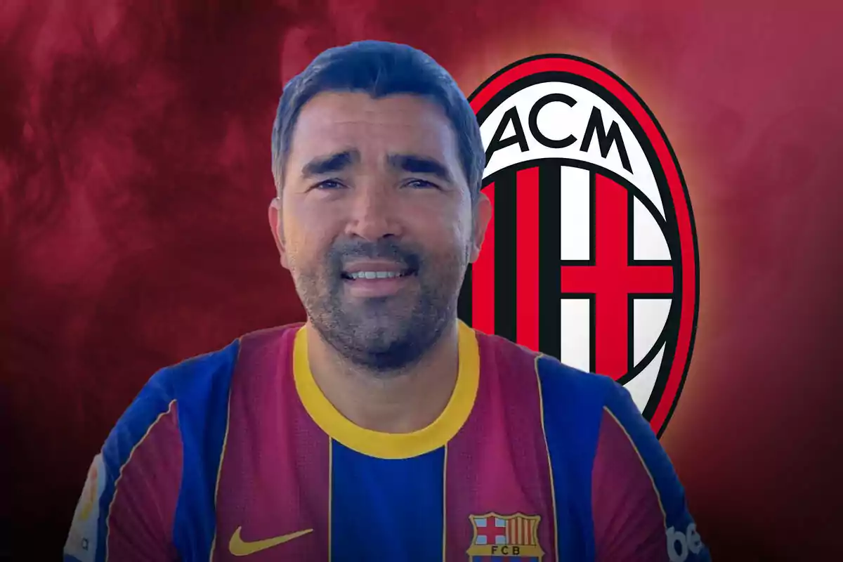 Un hombre con una camiseta del FC Barcelona frente a un fondo con el logo del AC Milan.