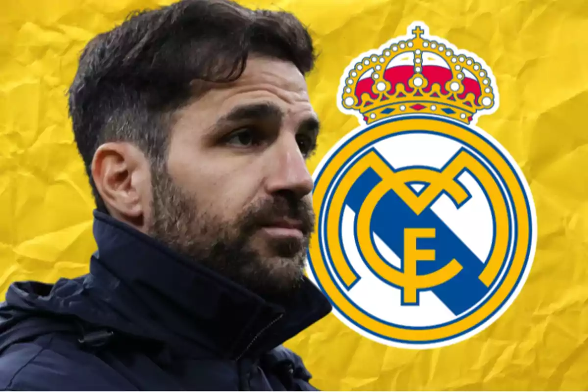 Hombre con barba y cabello oscuro frente a un fondo amarillo con el escudo del Real Madrid.