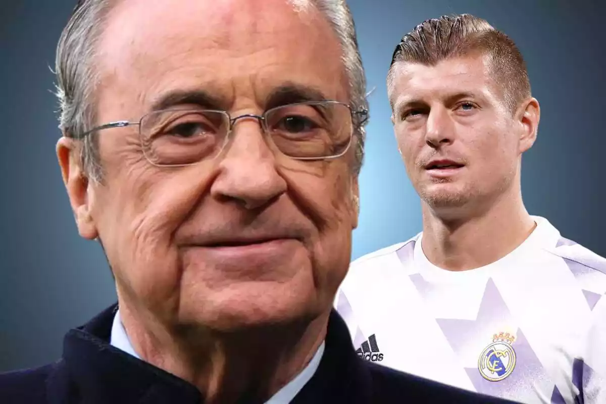 Florentino Pérez en primer plano con una media sonrisa junto a Toni Kroos al fondo