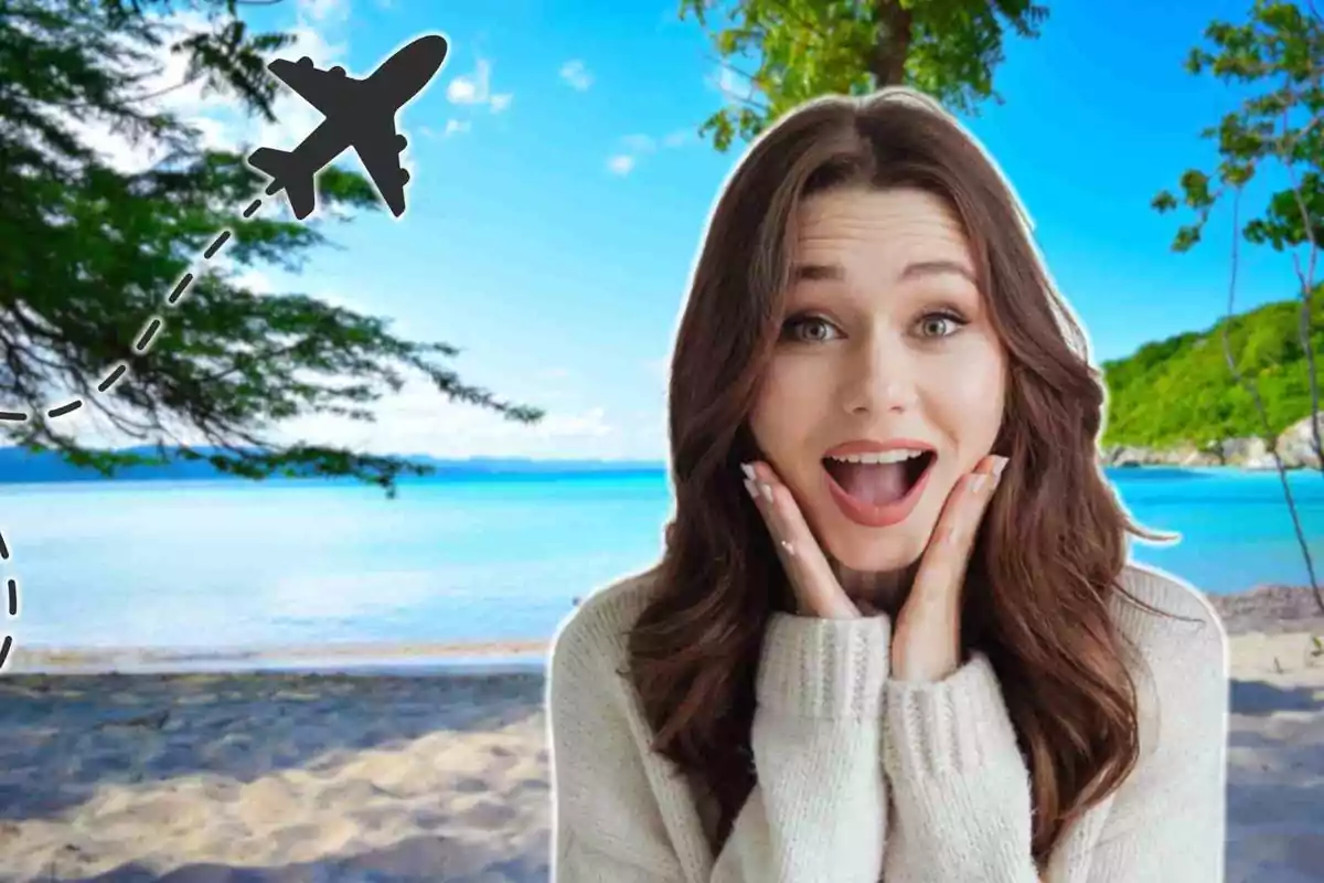 Una mujer sorprendida en la playa con un avión en el cielo. Una mujer sorprendida en la playa con un avión en el cielo.