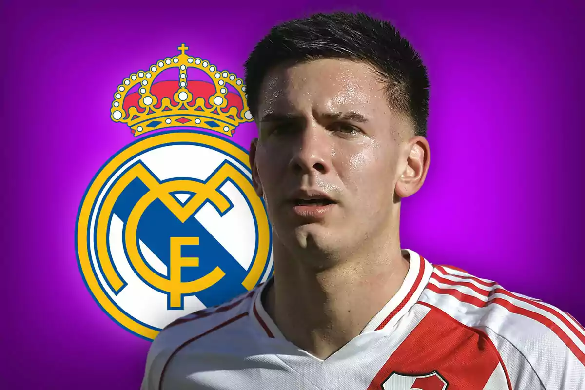Un jugador de fútbol con una camiseta blanca y roja está frente a un fondo morado con el escudo del Real Madrid.