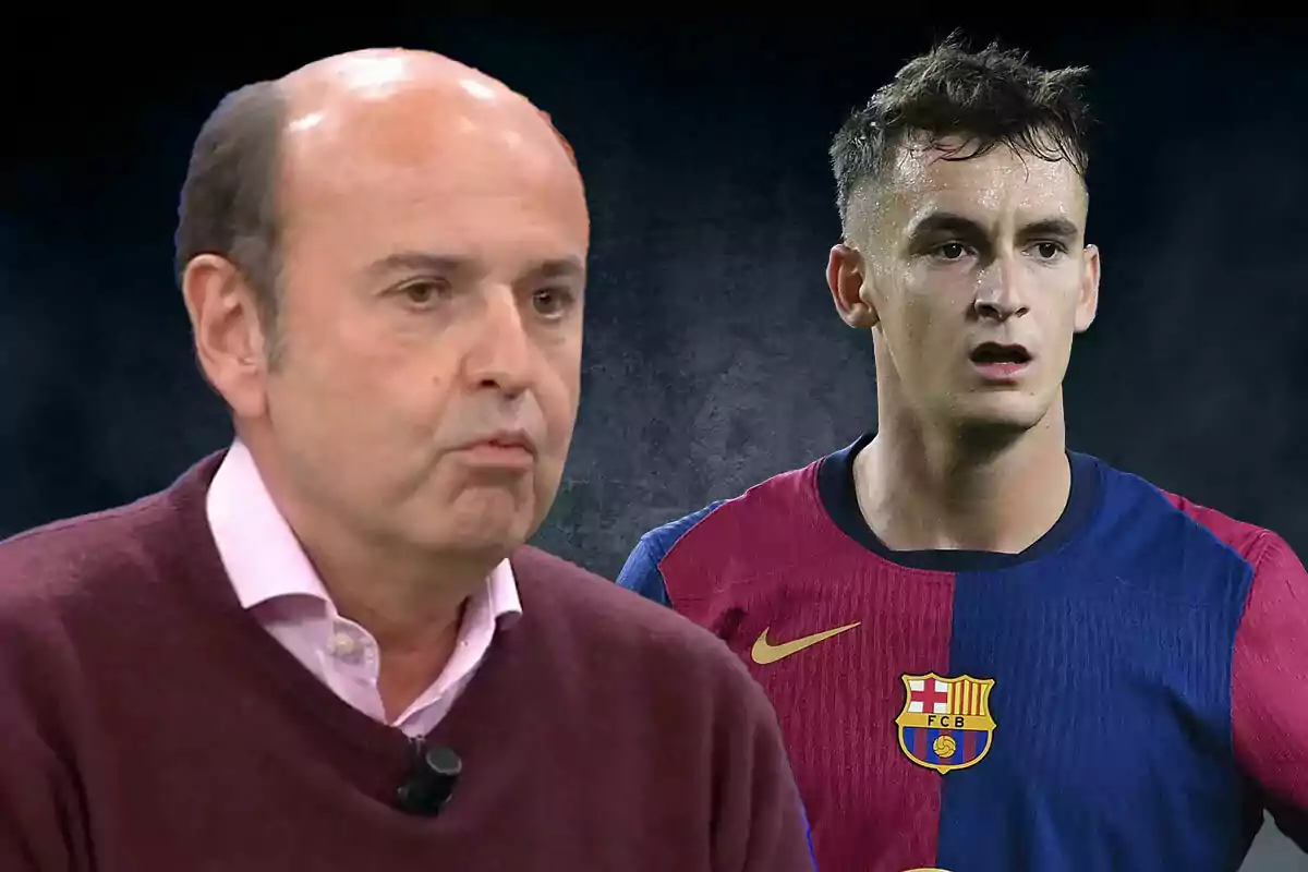 Un hombre calvo con suéter burdeos y camisa rosa aparece en primer plano mientras al fondo se ve a un futbolista con el uniforme del FC Barcelona