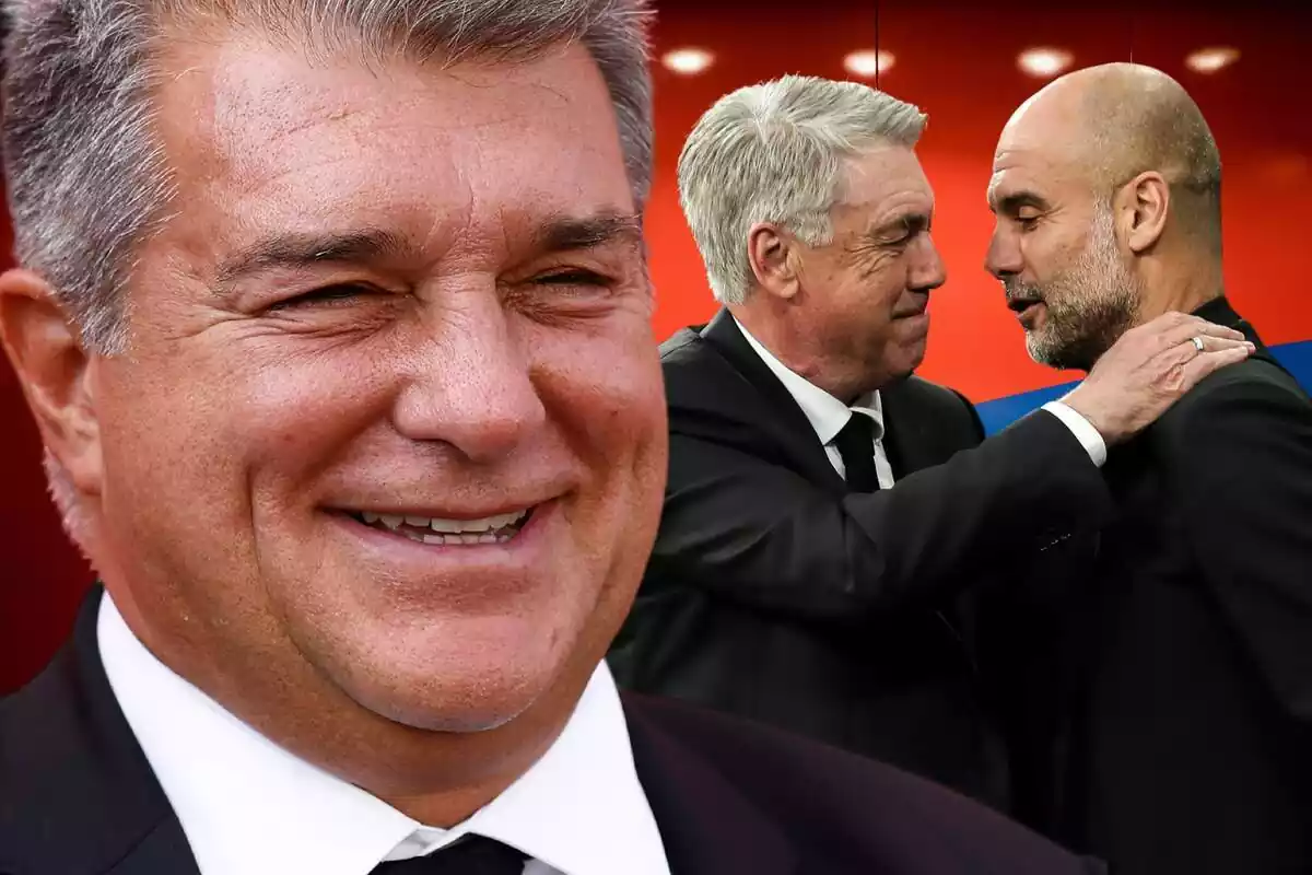 Joan Laporta con una gran sonrisa al lado de Carlo Ancelotti y Pep Guardiola mientras se saludan