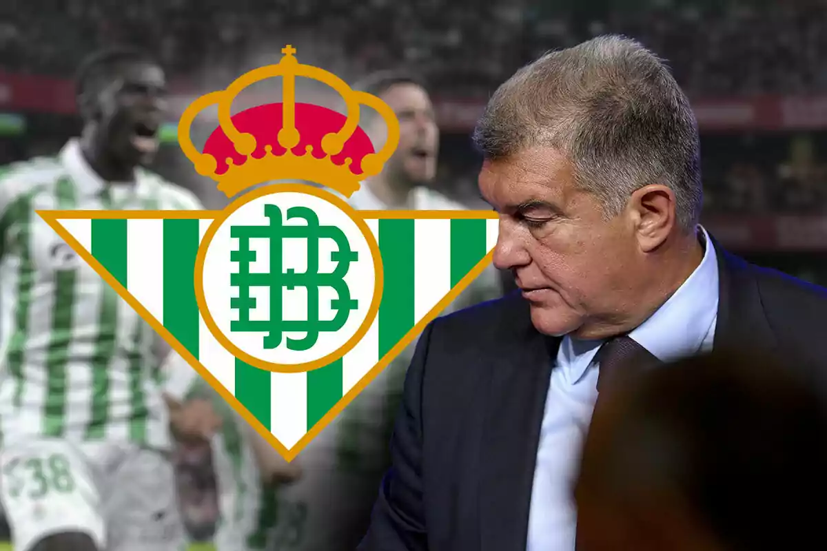 Joan Laporta de traje junto al escudo del Real Betis con jugadores celebrando al fondo.