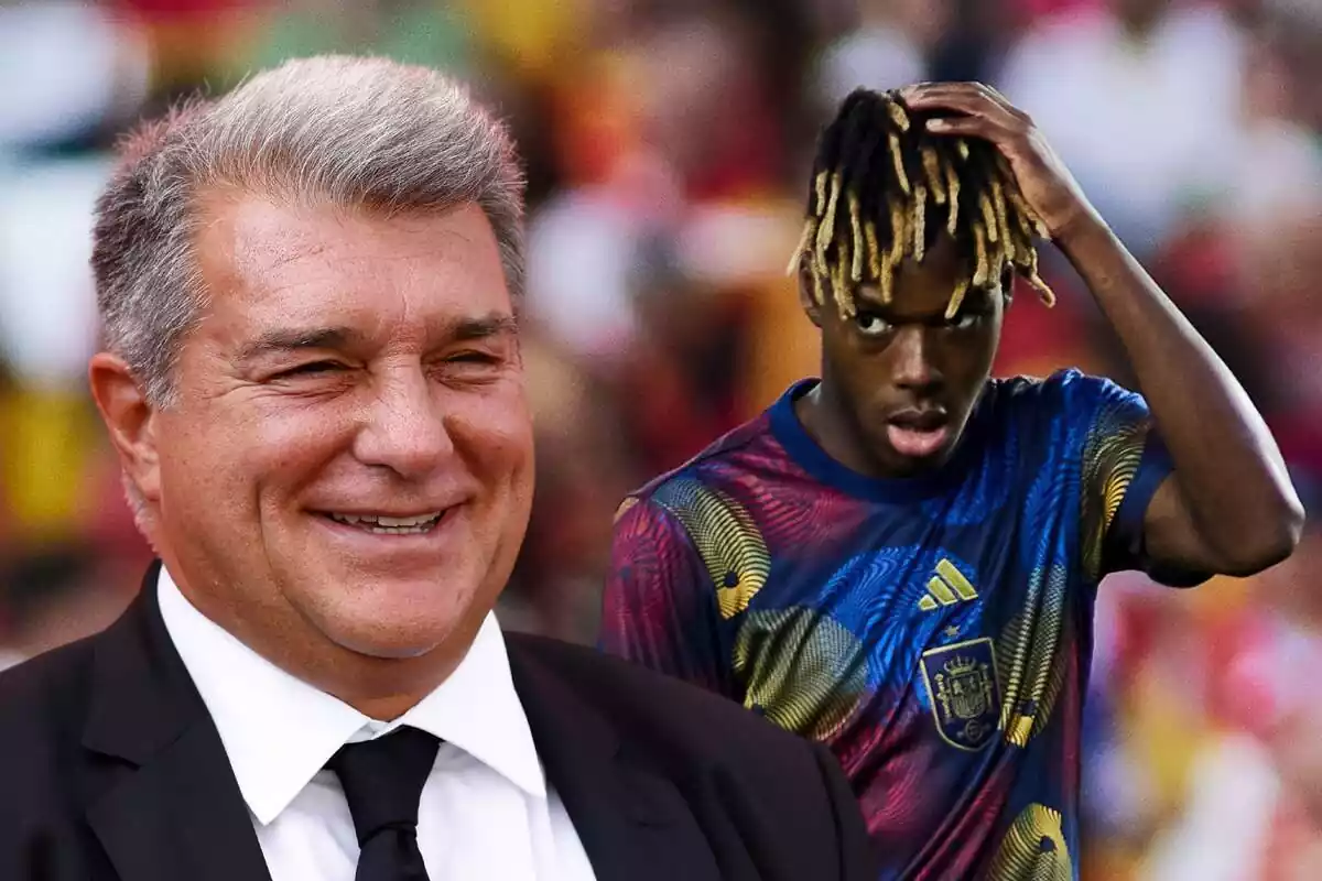 Joan Laporta sonriendo mientras mira a Nico Williams