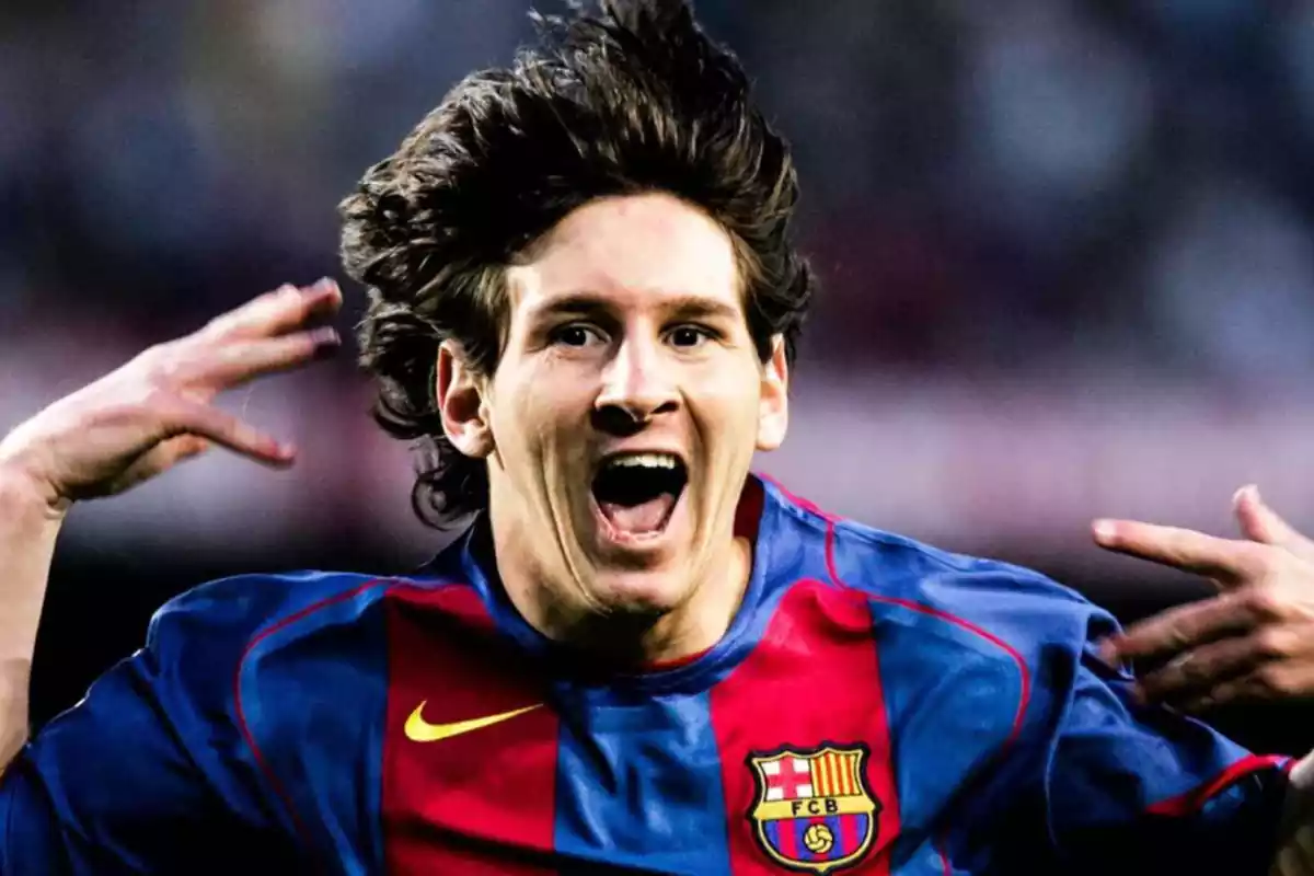 Image of Leo Messi celebrating a goal at the Camp Nou