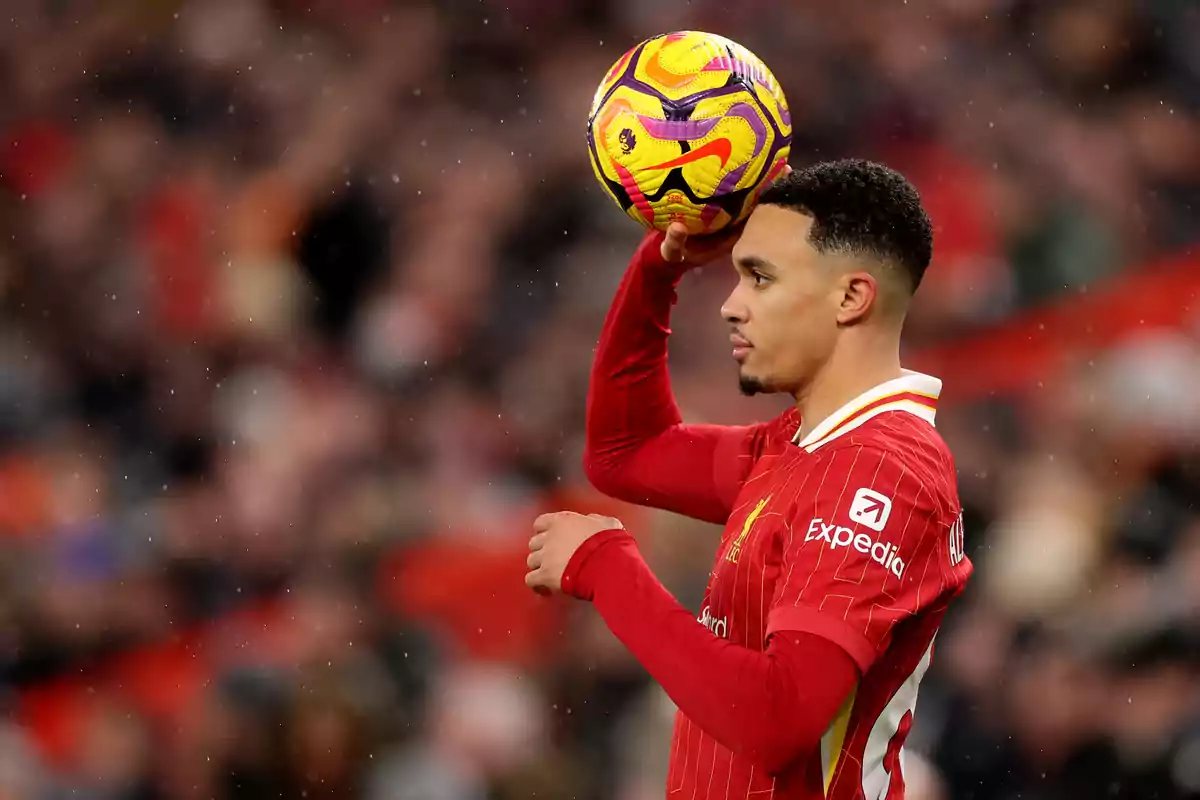 Alexander-Arnold será el pivote del Real Madrid en el centro del campo Alexander-Arnold será el pivote del Real Madrid en el centro del campo