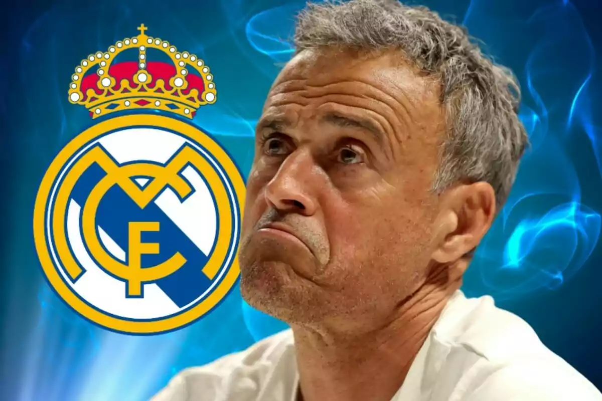 Un hombre con expresión pensativa aparece junto al escudo del Real Madrid sobre un fondo azul.