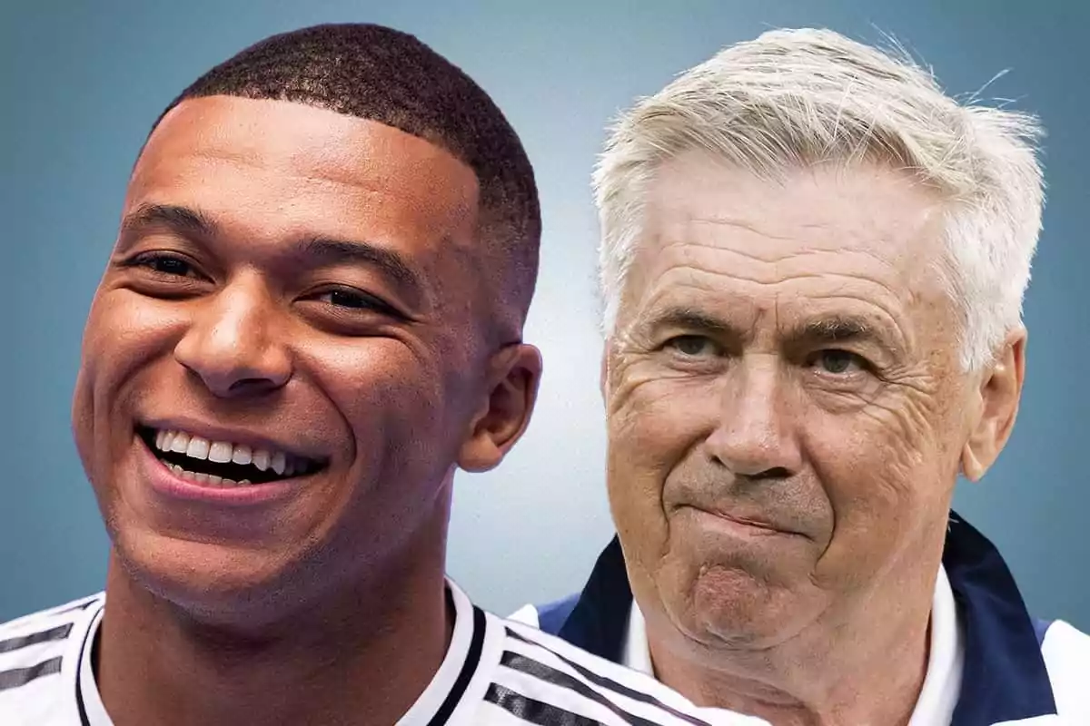 Dos hombres sonrientes, Mbappé y Ancelotti, posan juntos frente a un fondo azul claro.