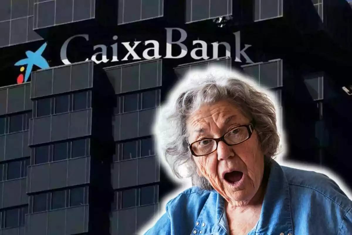 Una mujer mayor con expresión de sorpresa frente a un edificio de CaixaBank.