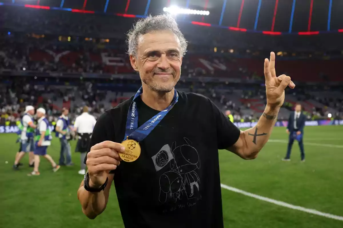 Luis Enrique ha conquistado dos Champions y dos tripletes con equipos diferentes Luis Enrique ha conquistado dos Champions y dos tripletes con equipos diferentes