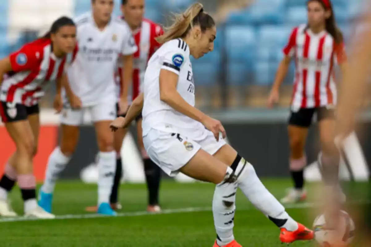 El Real Madrid femenino también necesita colaboración arbitral para ganar