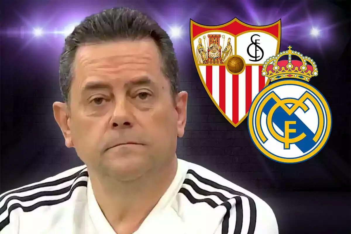 Un hombre con expresión seria frente a los escudos del Sevilla FC y el Real Madrid.